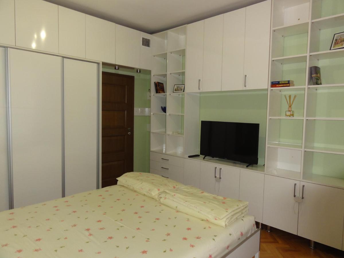 Apartment Sofia Lux Top Center Luaran gambar